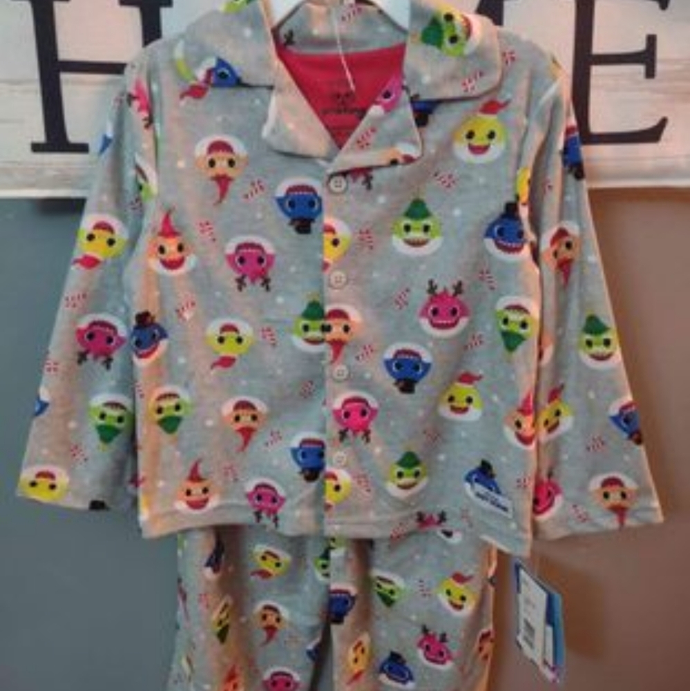 BABY SHARK (2) PIECE PAJAMA SET
